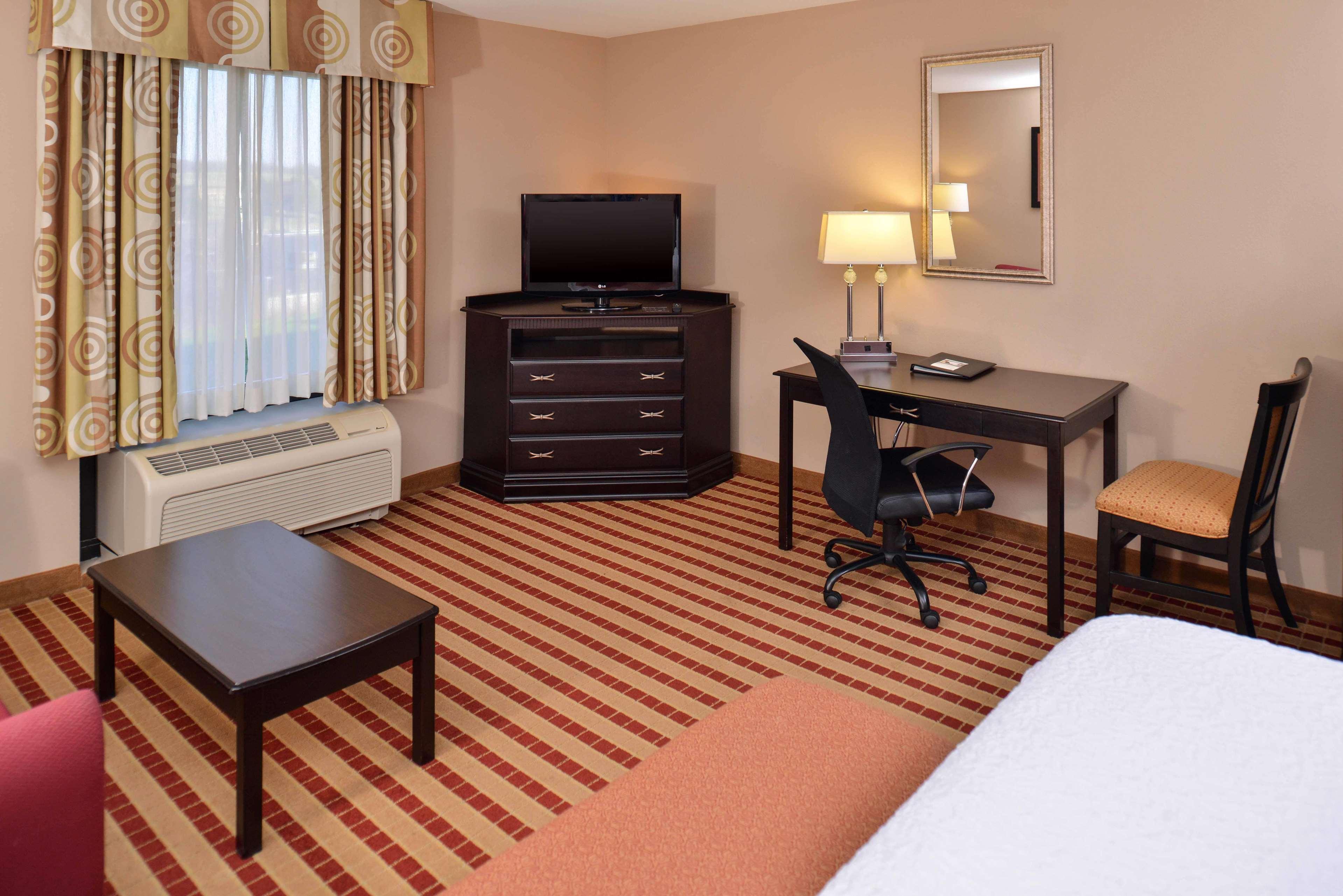 Hampton Inn Clarion Εξωτερικό φωτογραφία