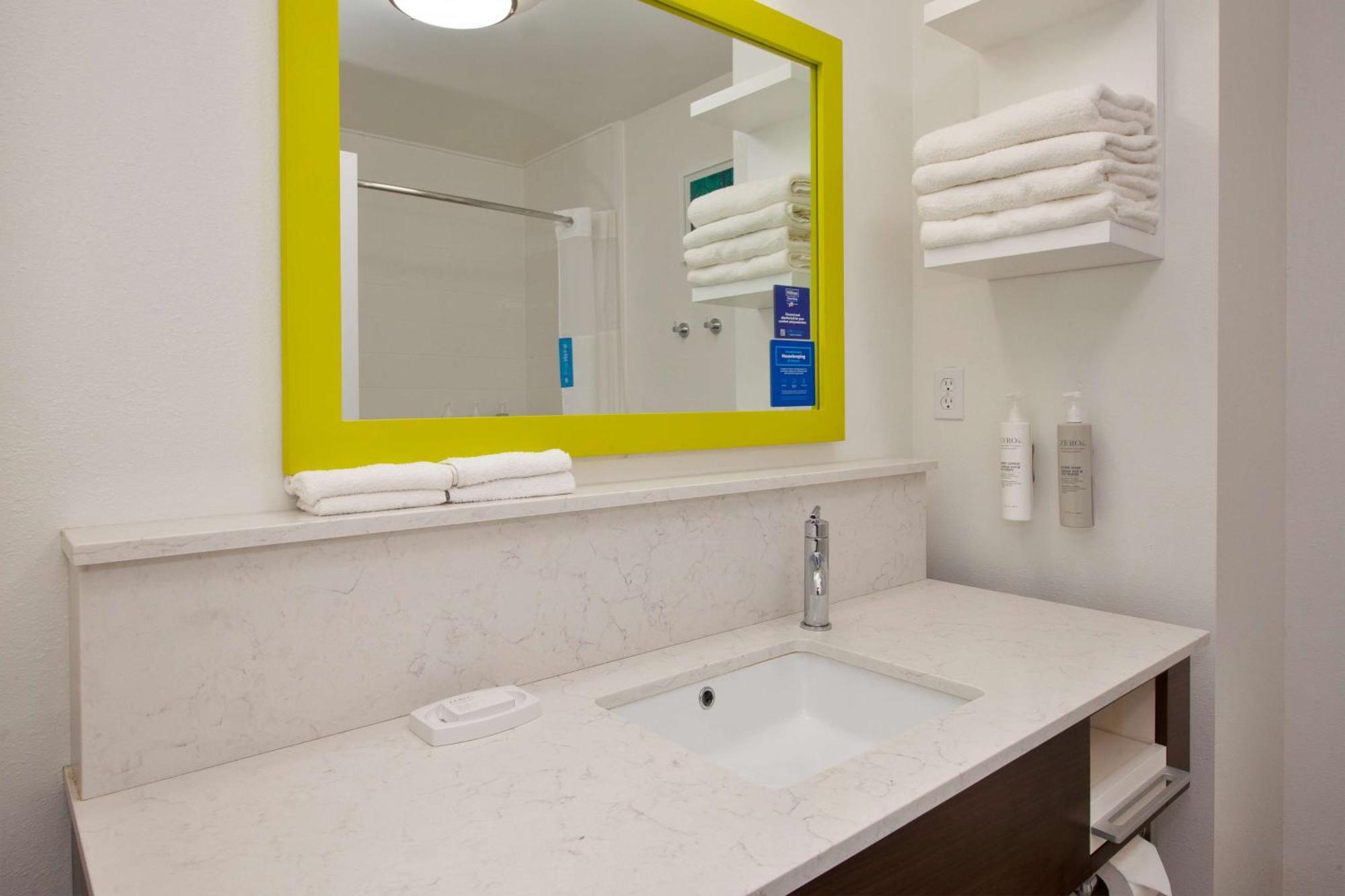 Hampton Inn Clarion Εξωτερικό φωτογραφία